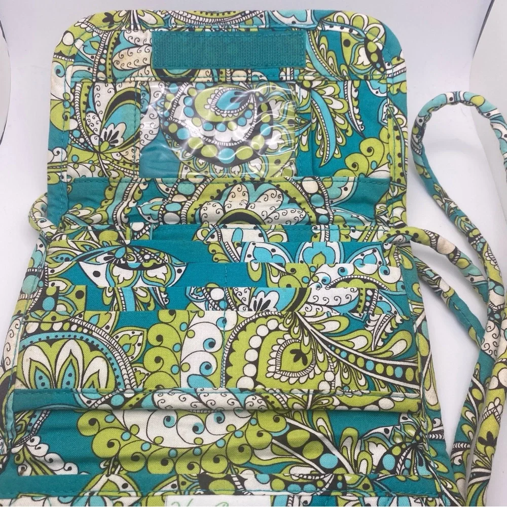 Vera Bradley Crossbody Wallet Purse in Peacock Retired 2007 50” Strap Never Used - Picture 6 of 6